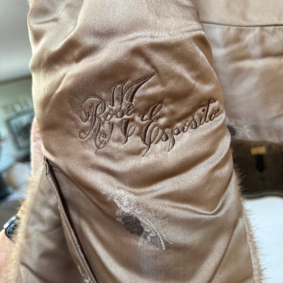 Vintage Mink Wrap or Stole in Excellent condition. - Picture 13 of 14